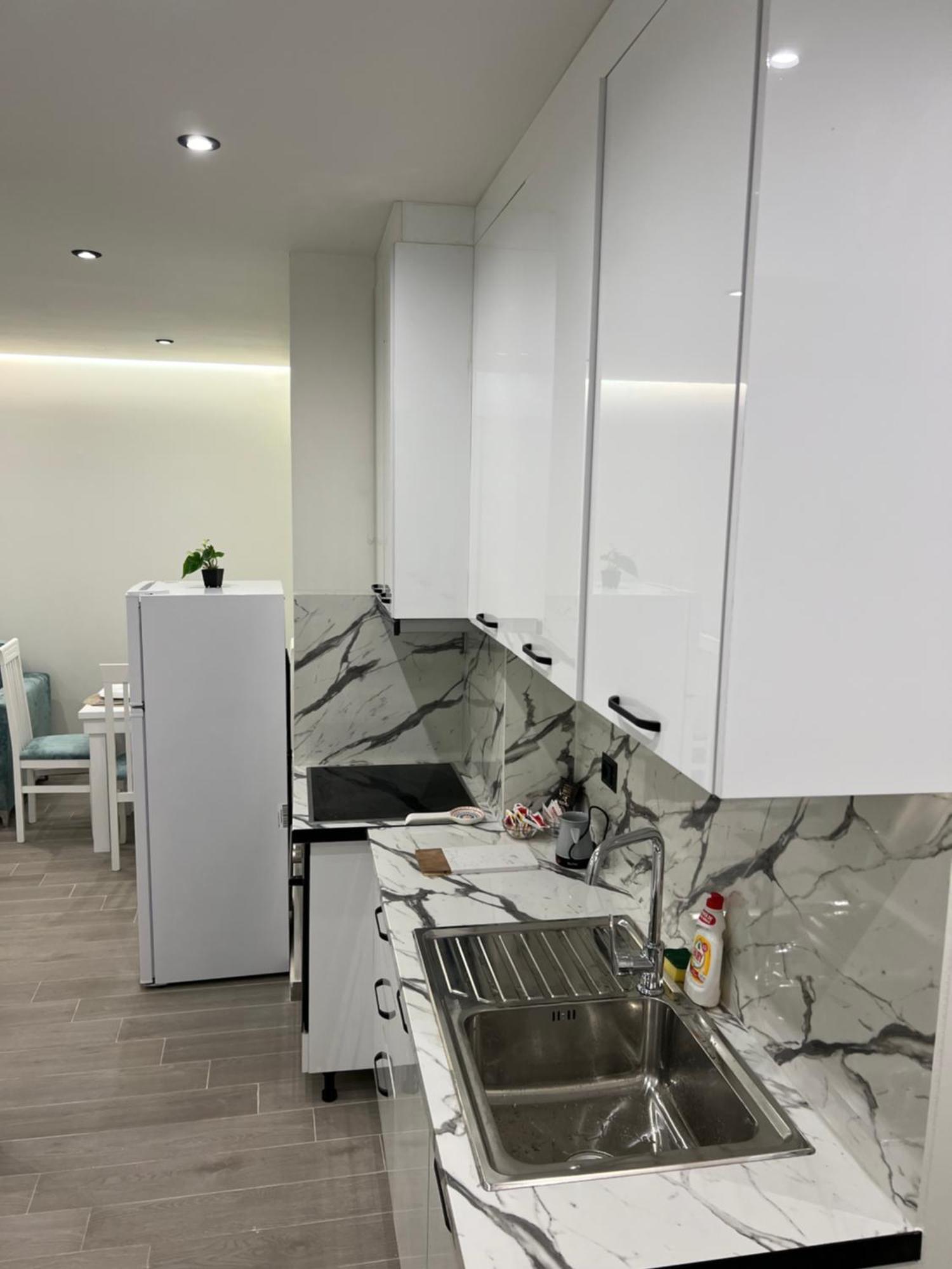 Greis 1 Apartament *