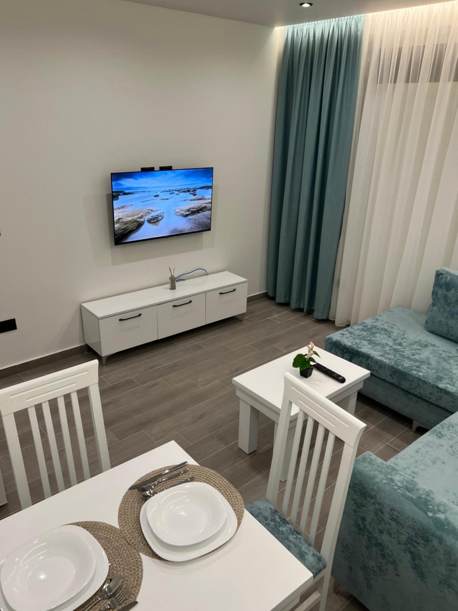 Greis 1 Apartament *